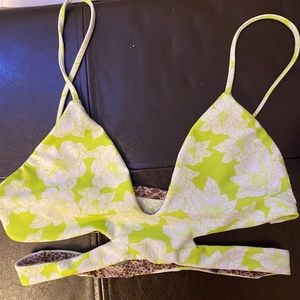 Acacia neon magnolia haku top